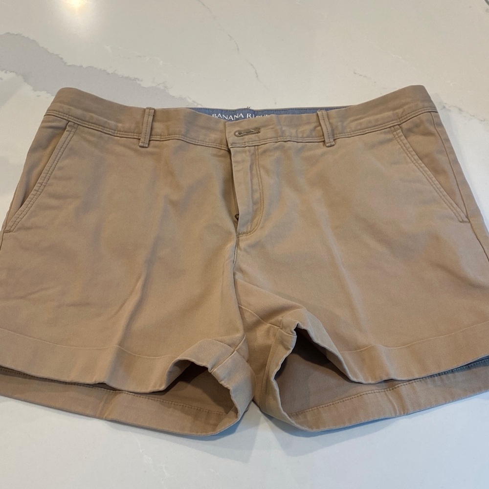 Banana Republic Light Brown Chino Shorts
